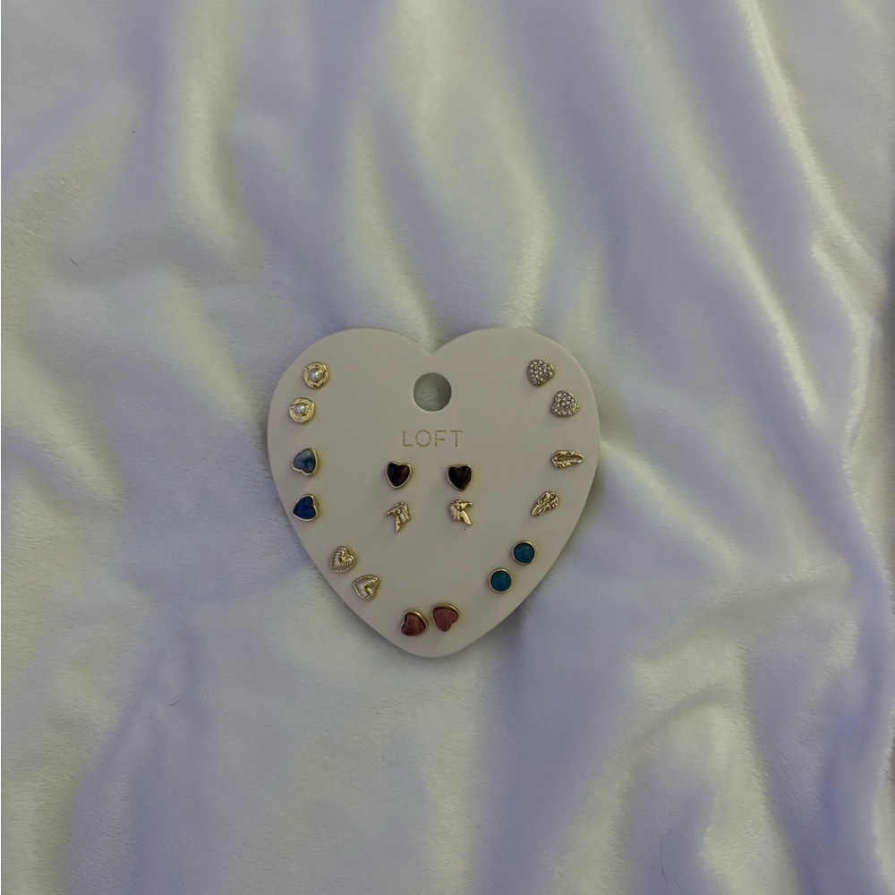 LOFT Elegant Gold and Cream Earring Set
